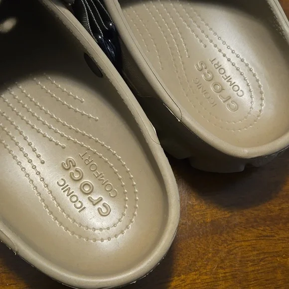 Crocs Off Road Sports Clog - Picture 4 of 8